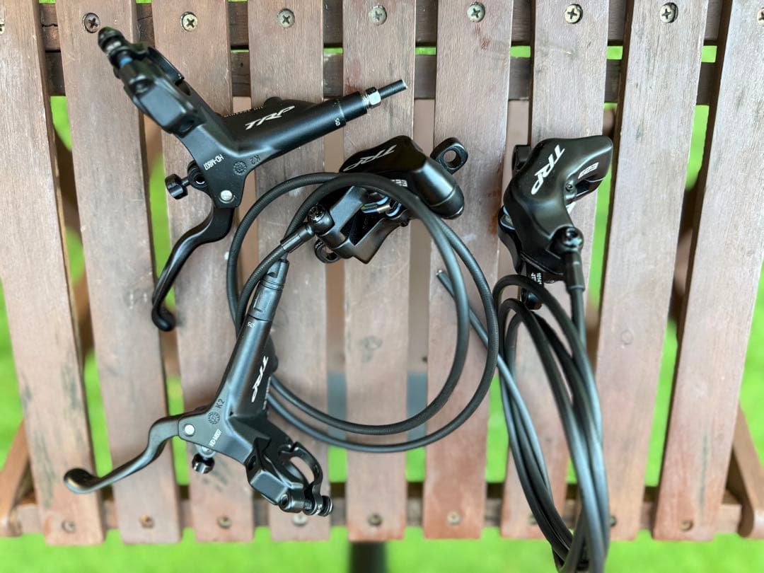 TRP Slate Evi ディスクブレーキレバーとキャリパーセット