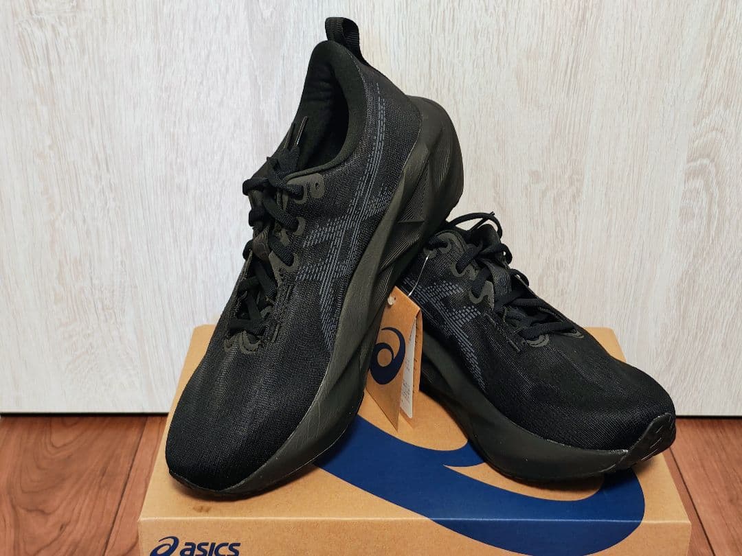 【新品未使用】ASICS NOVABLAST5 26.0cm