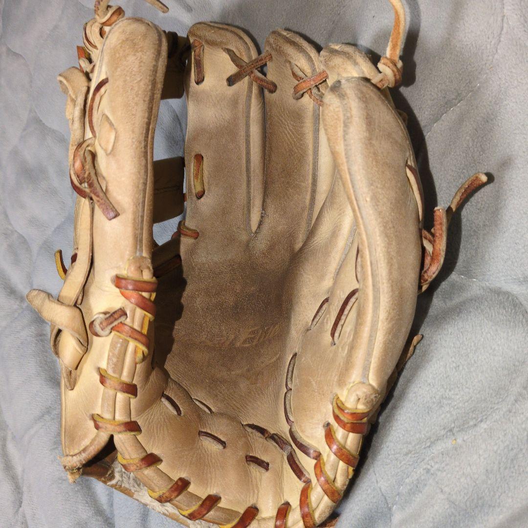 ベージュレザー 大人用野球グローブ