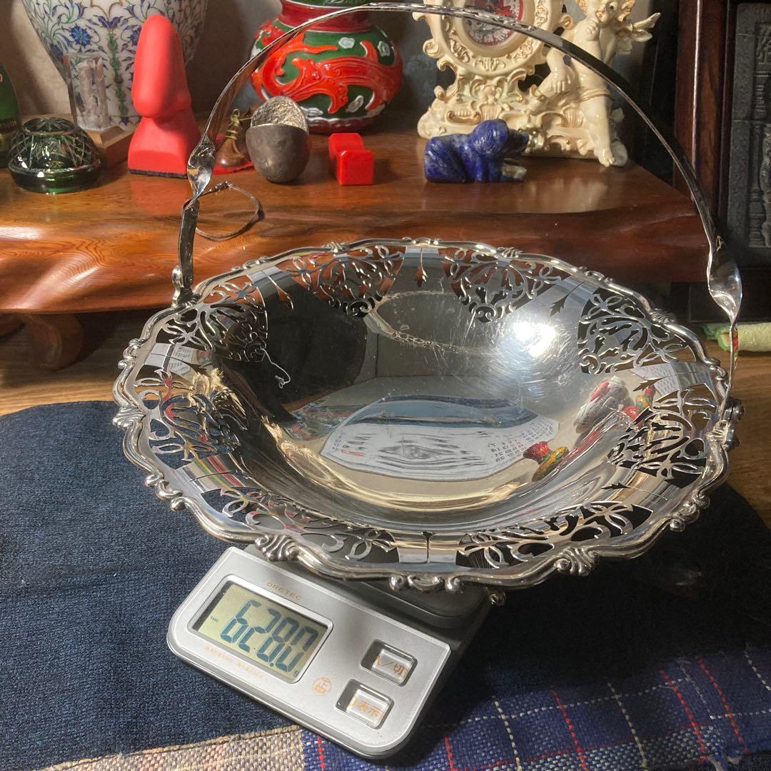 @(・●・)@もしかして…家のカッパえびせんの大皿は100万円ぐらいかも知れない