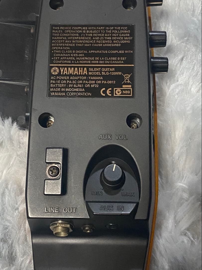 YAMAHAサイレントギターSLG120NW LAB