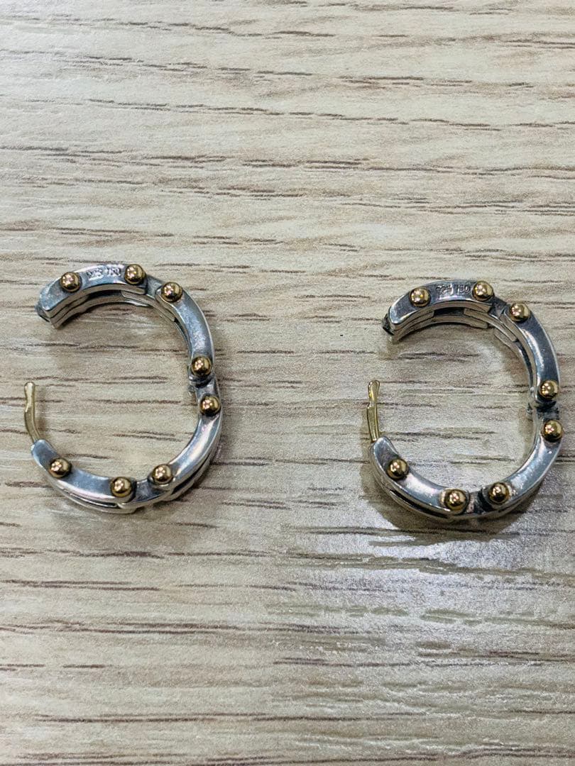 Tiffany & Co. ゲートリンク　フープピアス