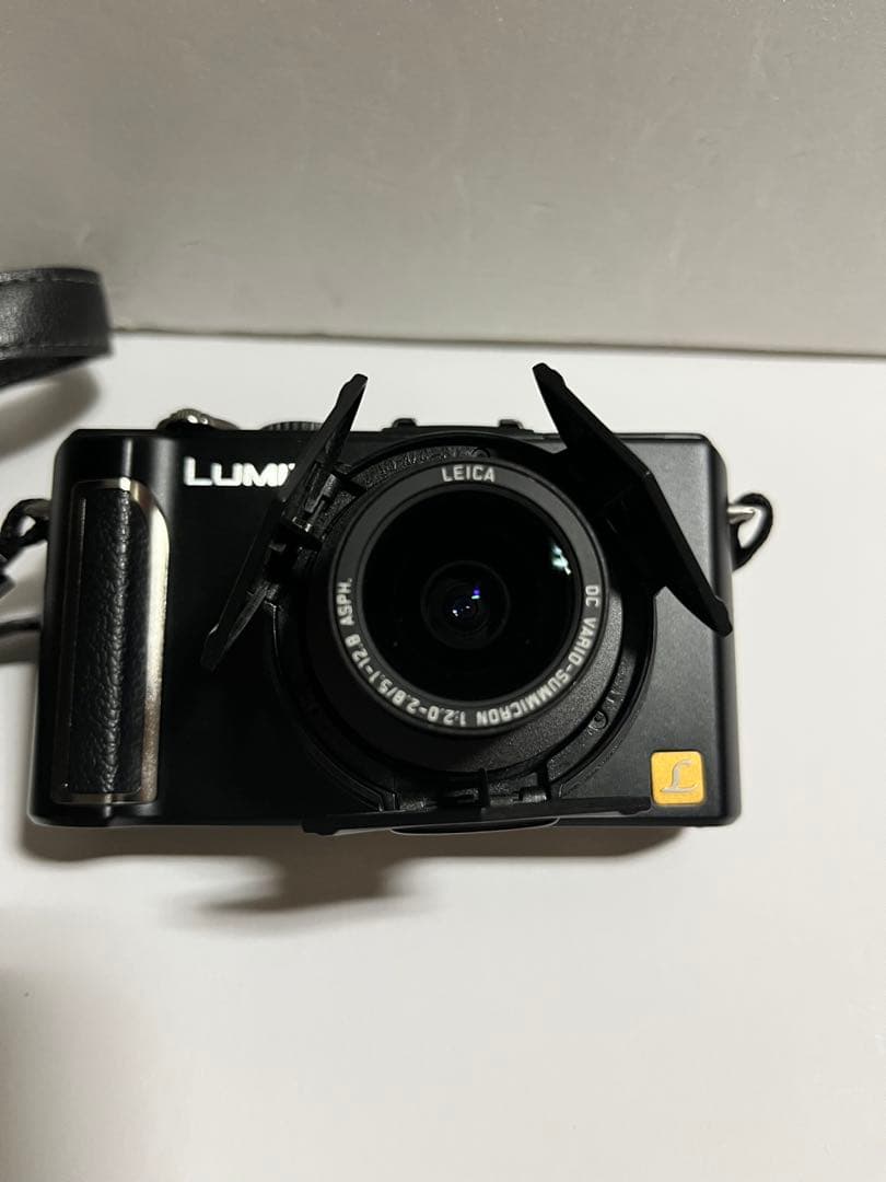 Panasonic LUMIX DMC-LX3 本体 バッテリー/充電器付