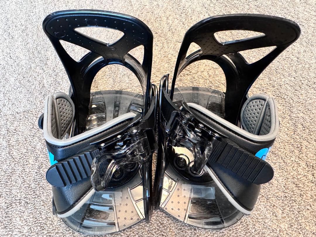 Burtonバートン.キッズGROM BOAブーツ、ビンディングセット_中古