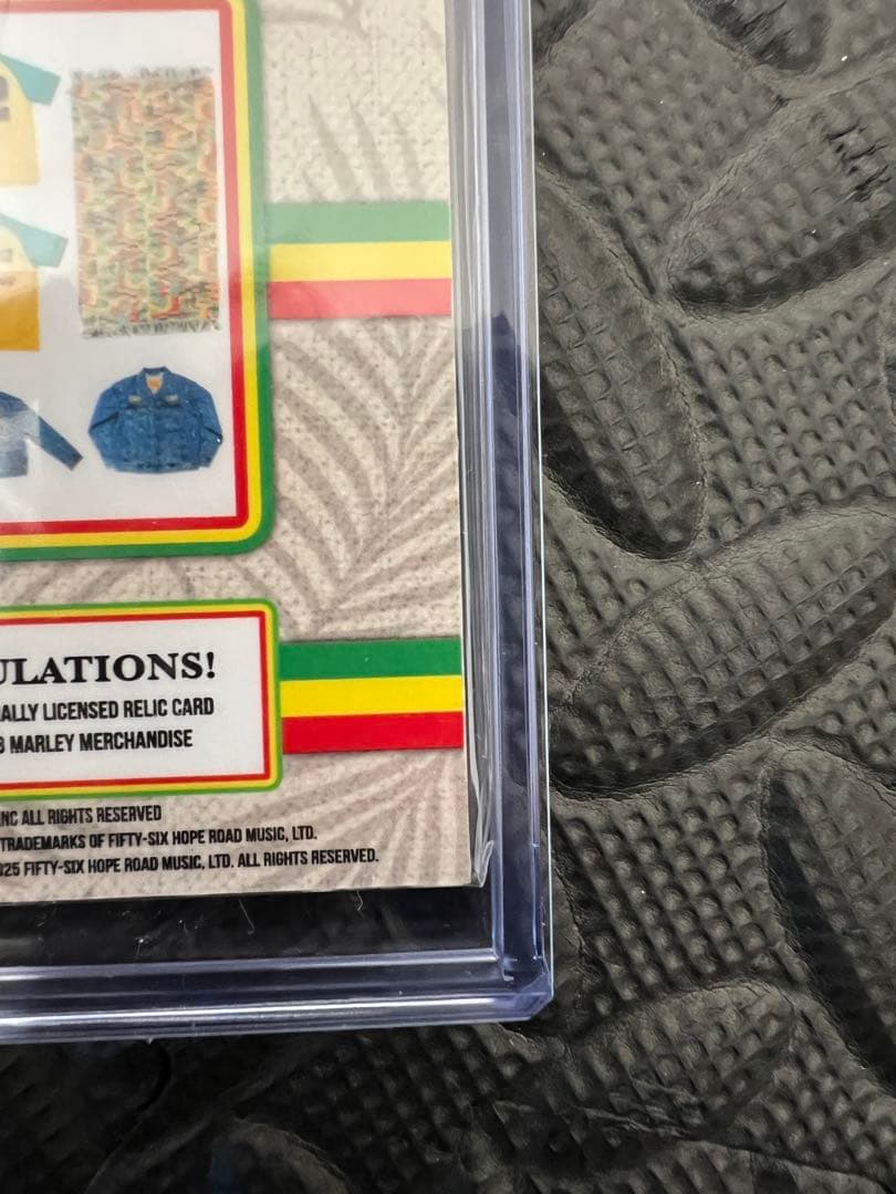 【至高の1枚】ボブ・マーリー 実使用生地封入・限定50枚 シリアル入りトレカ