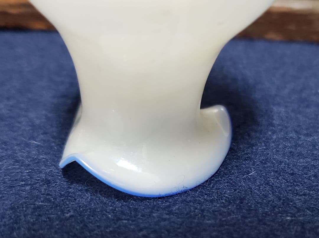 豆ランプ 火屋 ホヤ 乳白 金魚ほや 明治 大正 アンティーク レトロ ガラス