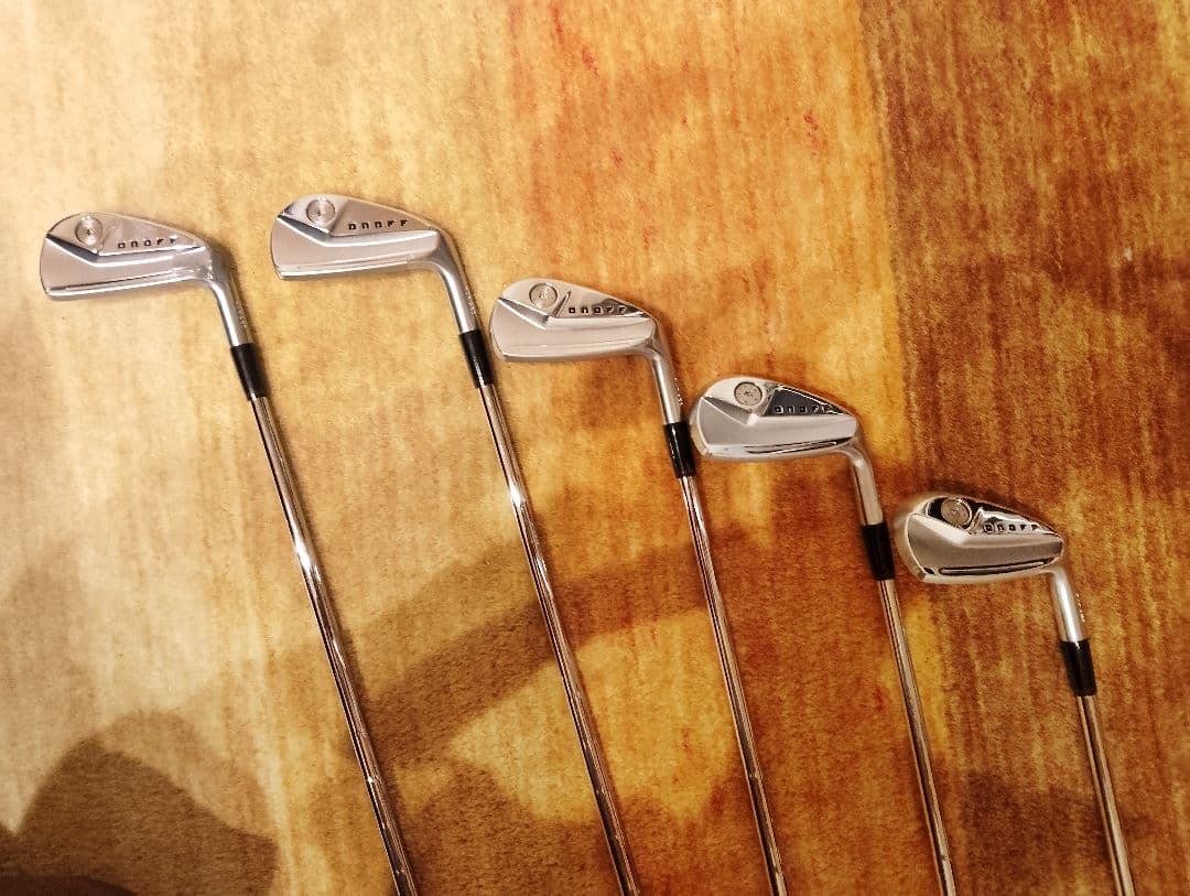 （極美品）ONOFF　2024 KURO 6-P（5本セット）