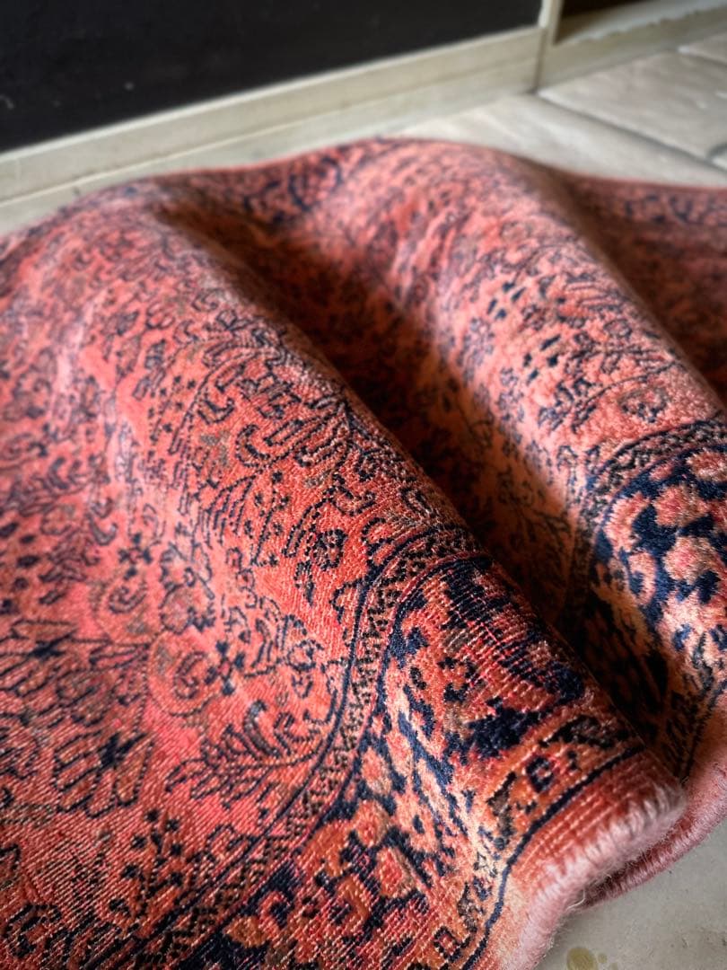 トライバルラグ　ヴィンテージラグ　ペルシャ絨毯　オーバーダイ　プリミティブアート