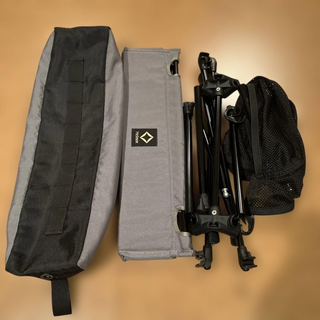 ヘリノックス　テーブル　グレー