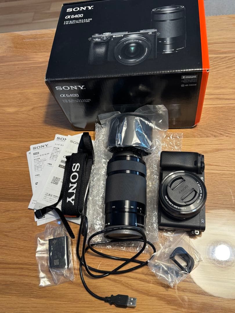 SONY α6400 ダブルズームレンズキット 美品 シャッター8284回