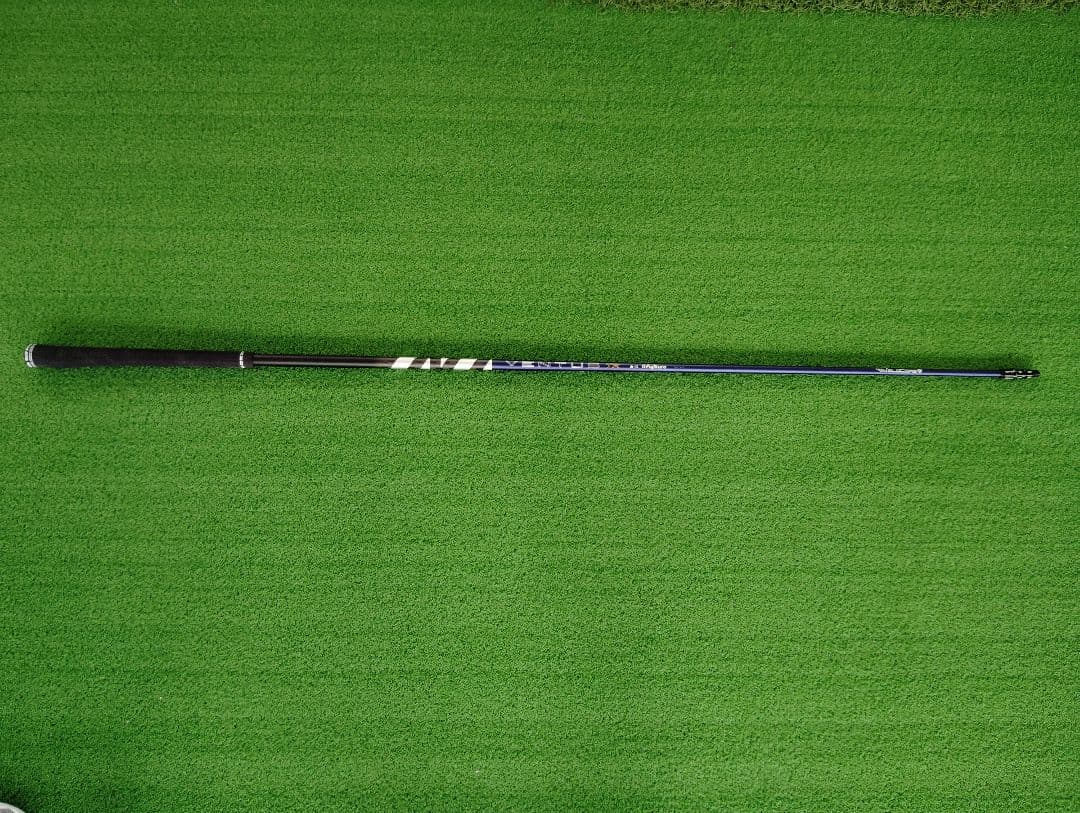 【新品】26ベンタスTRブル−ベロコア+ 日本正規品　テーラーメイドスリーブ付き