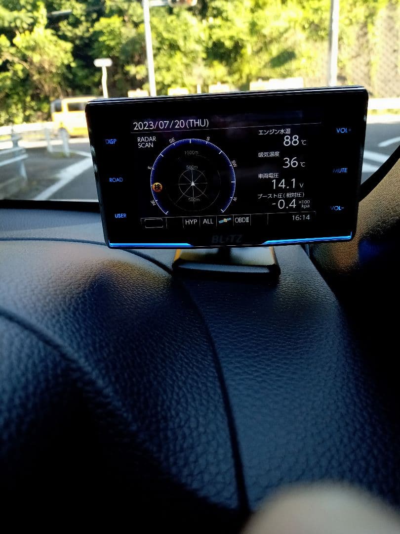 新型N-BOXターボ車　エアクリーナー　インタークーラーエアーガイド