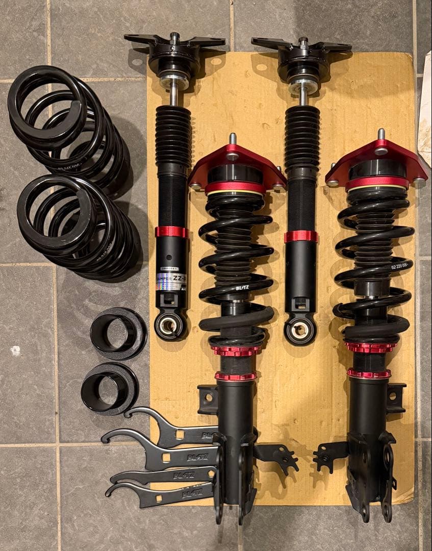ブリッツ ダンパー ZZ-R フルタップ式 車高調 ハリアー/RAV4