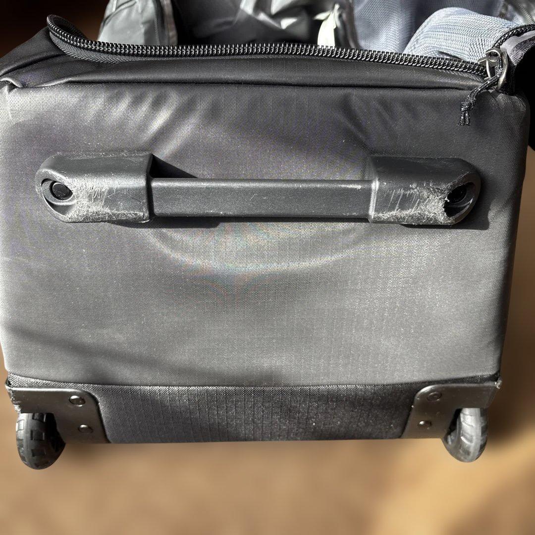 Patagonia 70L ブラックホール・ウィールド・ダッフル［状態良好］