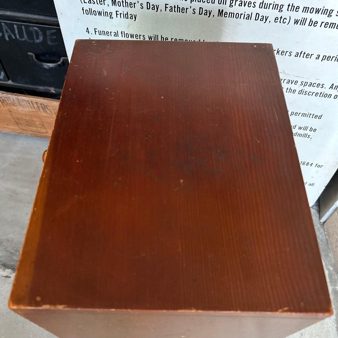 昭和レトロ 木製 薬箱 ミニチェスト 箪笥 引き出し収納 22杯10段 蚤の市