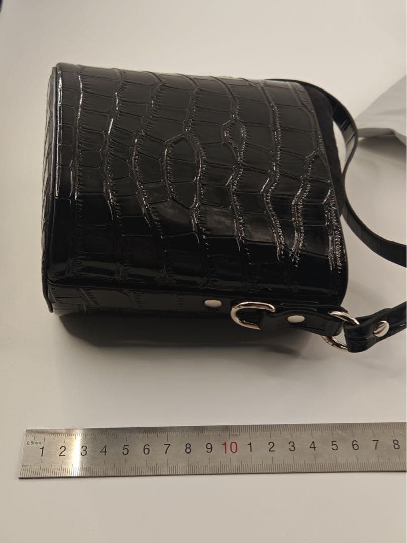 Vivienne Westwood クロコ型押しミニバケットバッグ ブラック美品