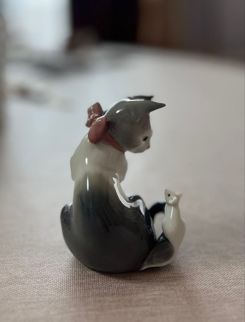 リヤドロ　子猫