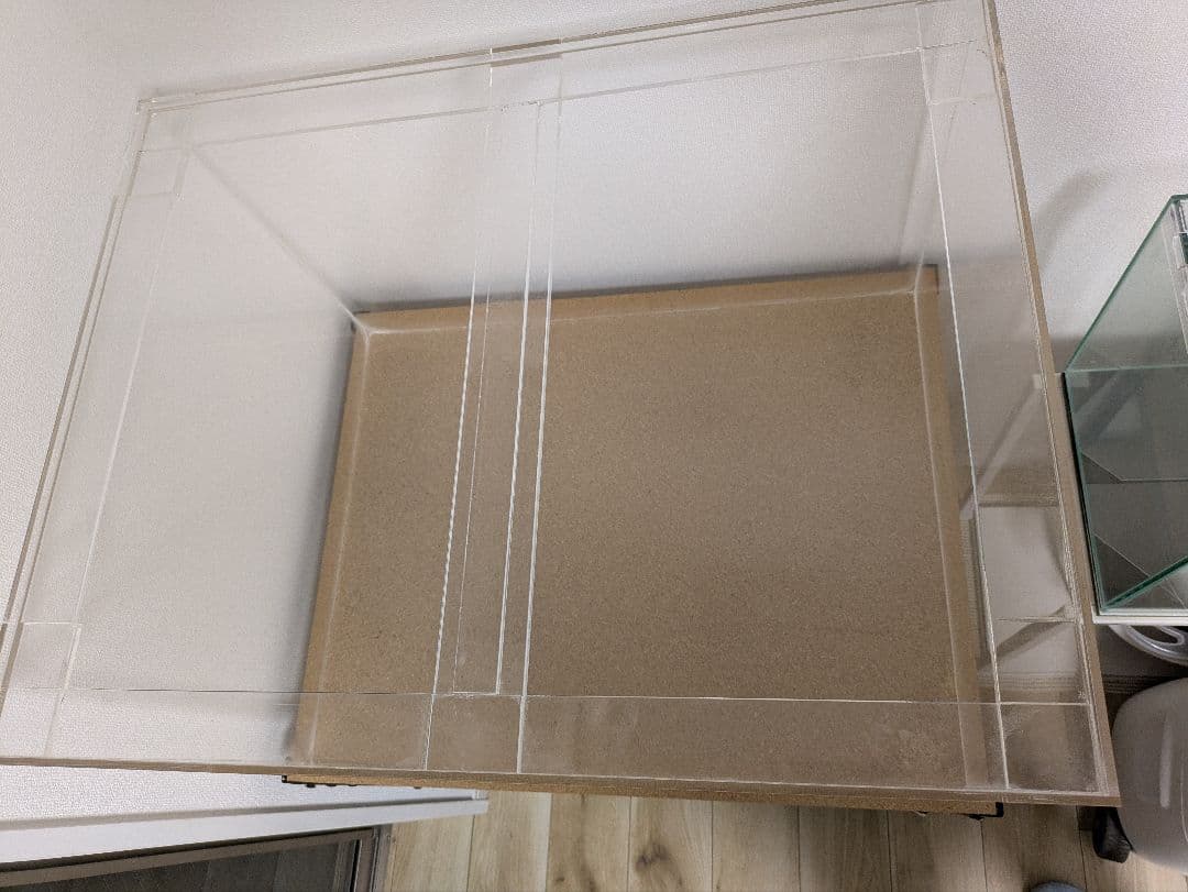 アクリルケージ