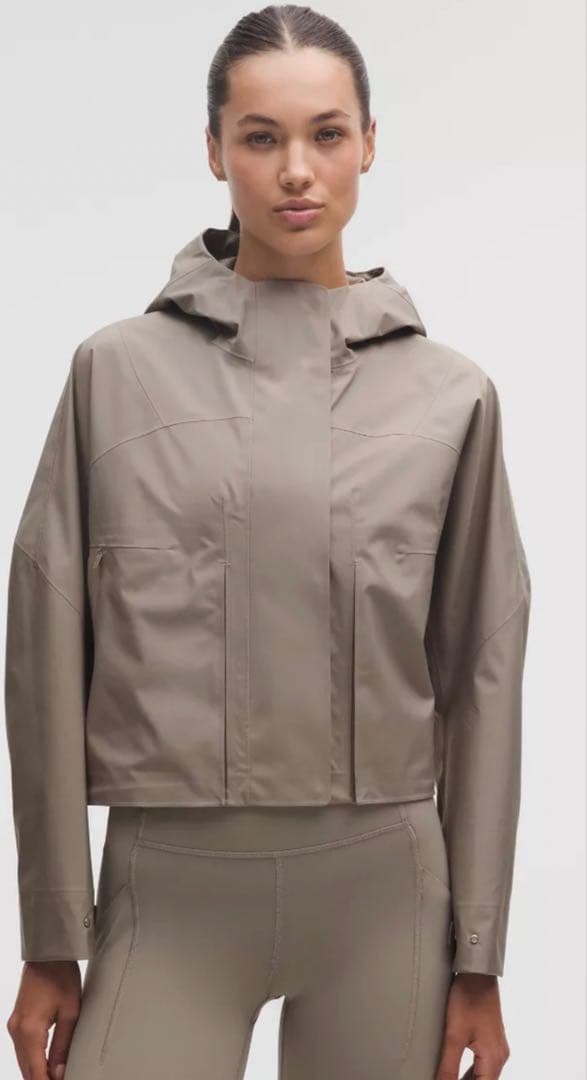 Lululemon ウィンドブレーカー カーキ　サイズ10