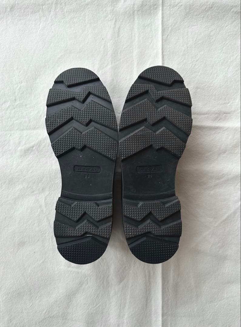 REGAL ブラックレザー ローファー