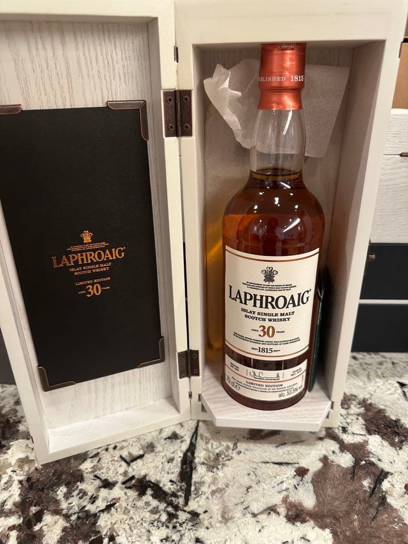 ラフロイグ30年 リミテッドエディション