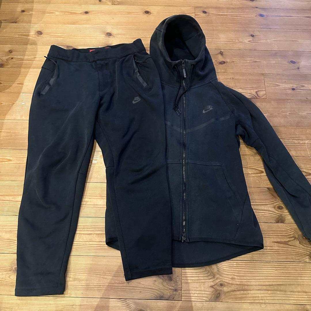 Nike テックフリース　セットアップ　黒 上M 下S