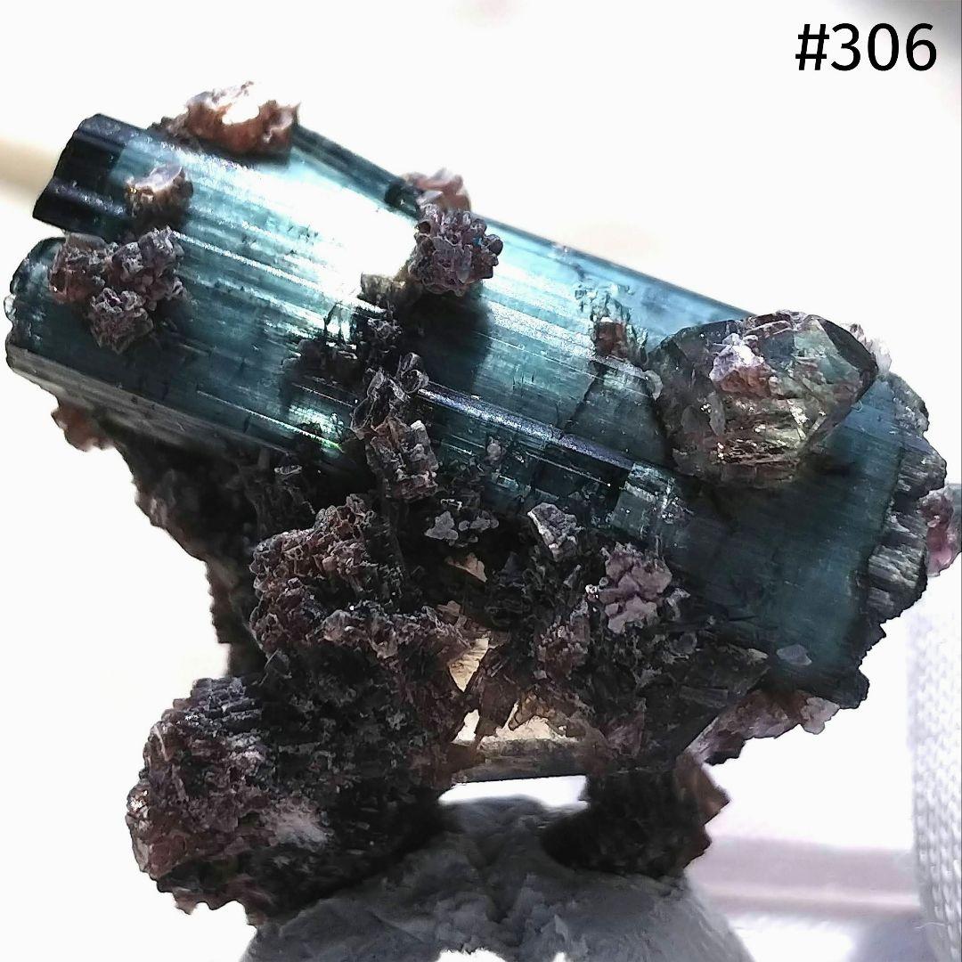 306 エルバイト トルマリン with レピドライト＆クォーツ ブラジル産