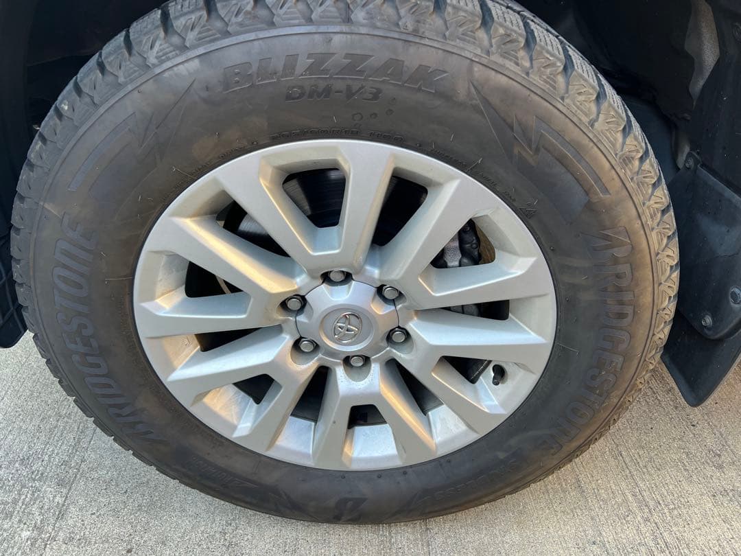 265/60R18 1100 150 プラド スタッドレスタイヤ　5本