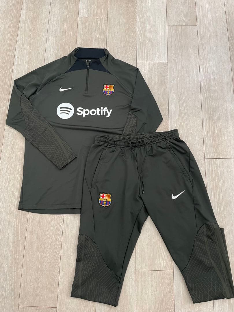 Nike FC バルセロナ ジャージセット オリーブ