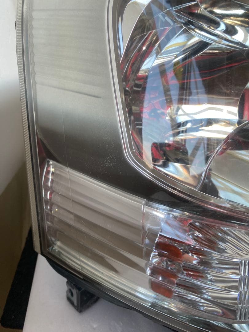 トヨタ ノア ヴォクシー 70系 前期 純正 HID ヘッドライト 左右セット