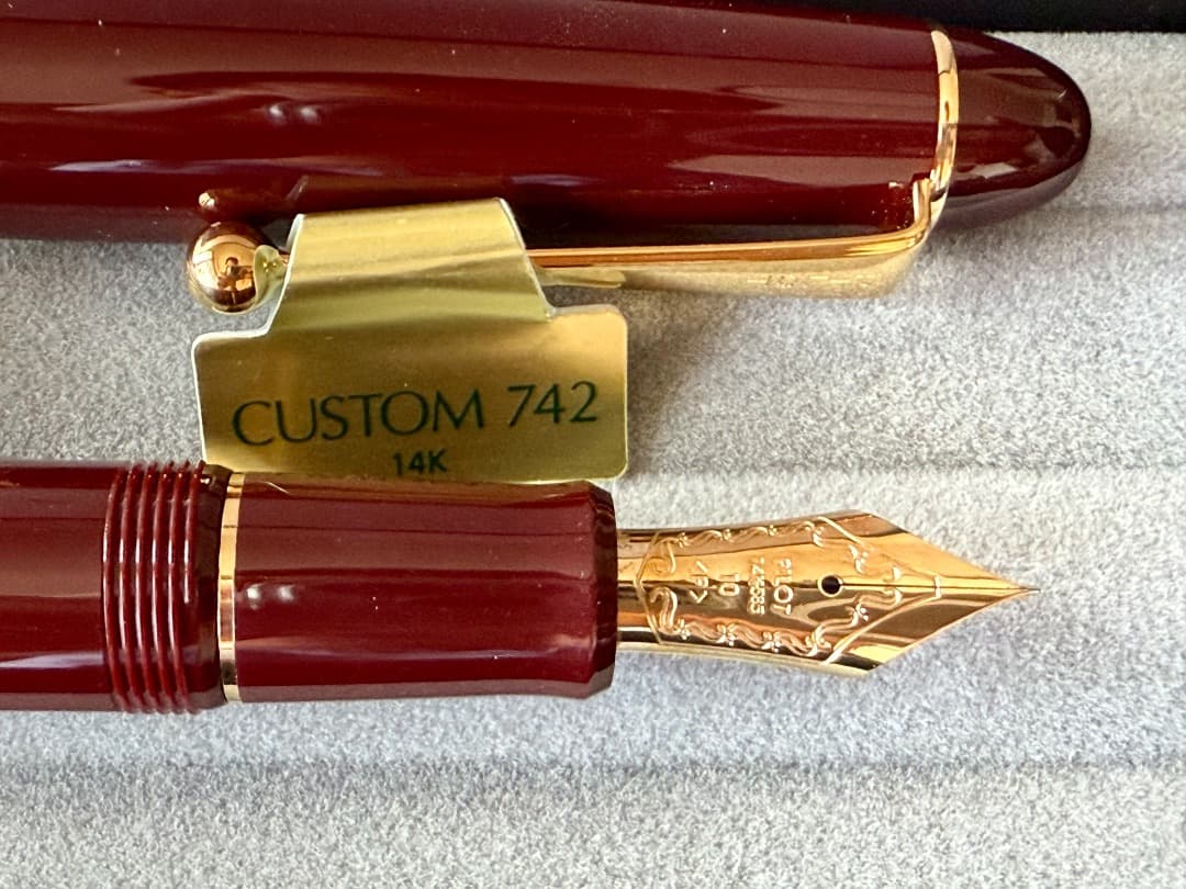 【新品＋おまけ】パイロット カスタム 742 細字（F） ディープレッド 万年筆