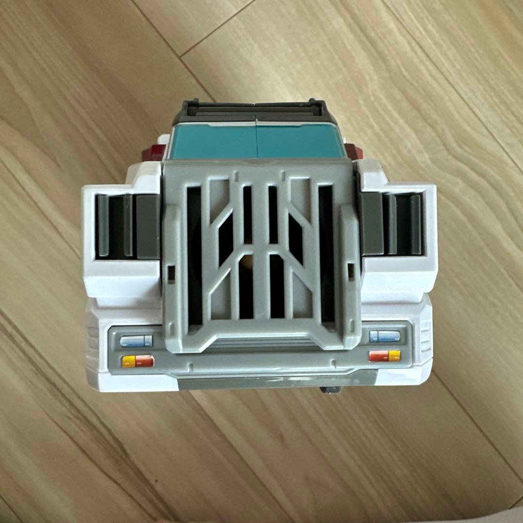 トミカ　ハイパーレスキュー　消防車　救急車