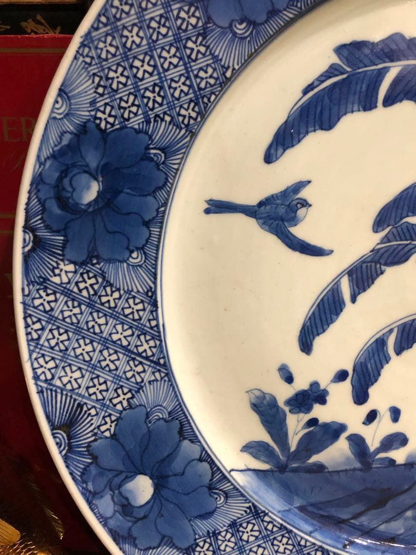 古染付大皿。蕉葉花鳥文。天保染付。江戸時代。美品。古美術。骨董品。舊家藏出。