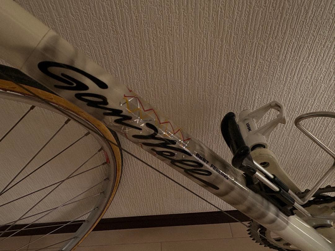 美品　ロードバイク　ガンウェル　鍵とバック付き