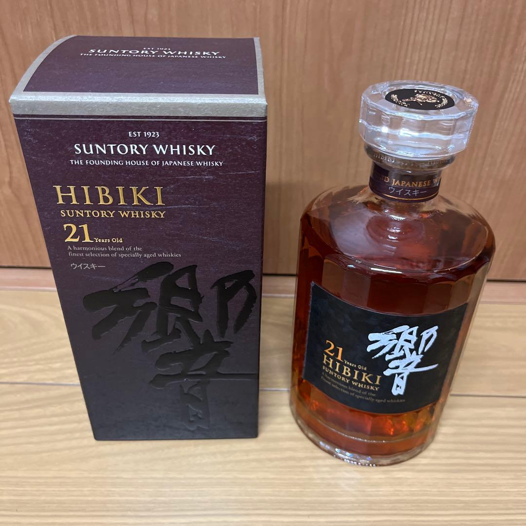 響 Hibiki 21年 ウイスキー 箱入り