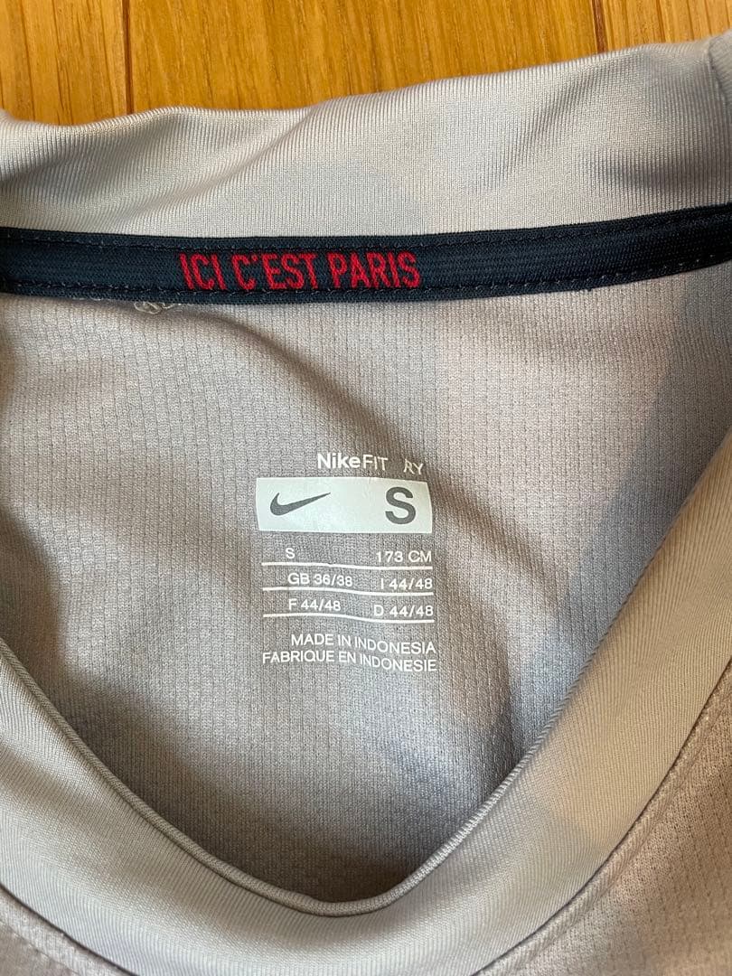 PSG ユニフォーム　パリサンジェルマン（値下げ中）