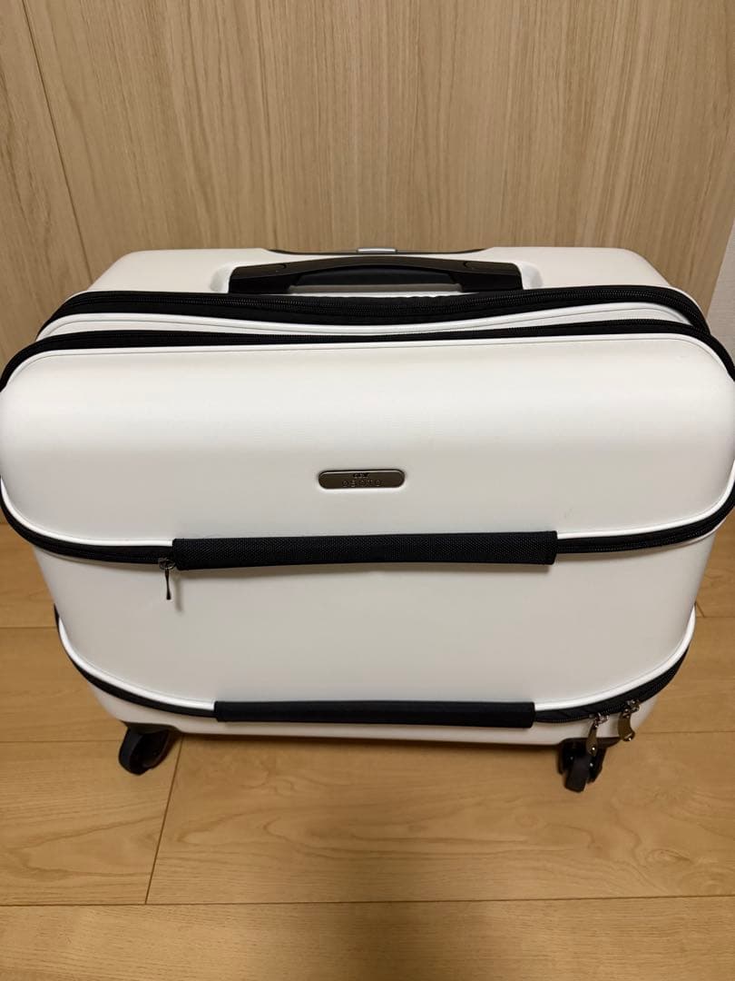 GEX　OSOTO　ペット用キャリーケース　M　ホワイト　キャリーバッグ　4輪