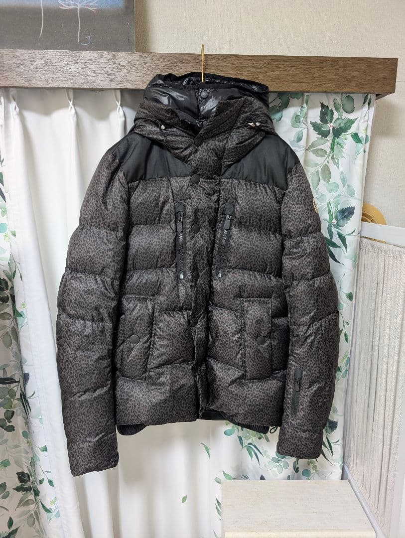 モンクレール グルノーブル ローデンベルク レオパード サイズ4