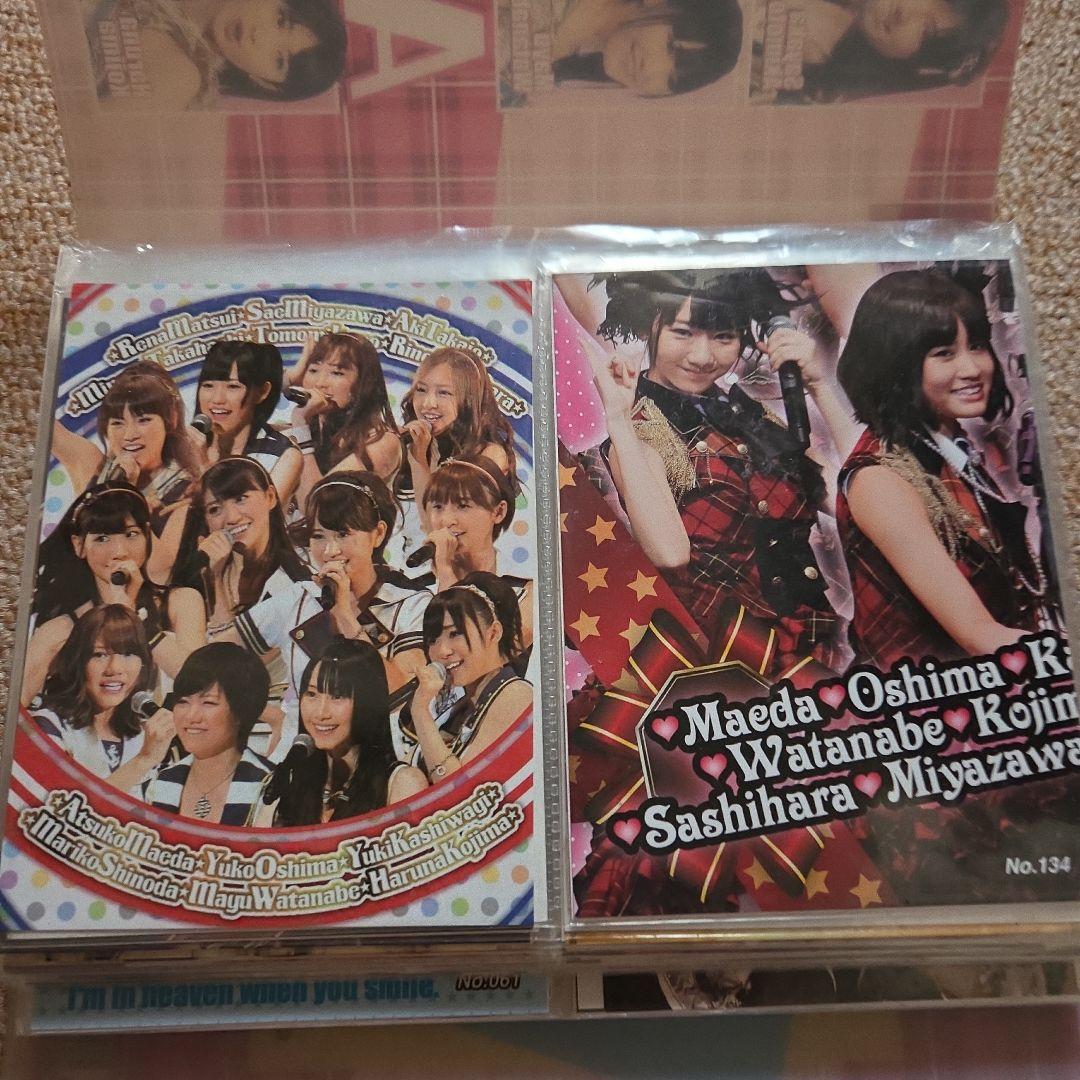 ✨️AKB48 メンバー写真集アルバム2冊200枚とグッズ付き