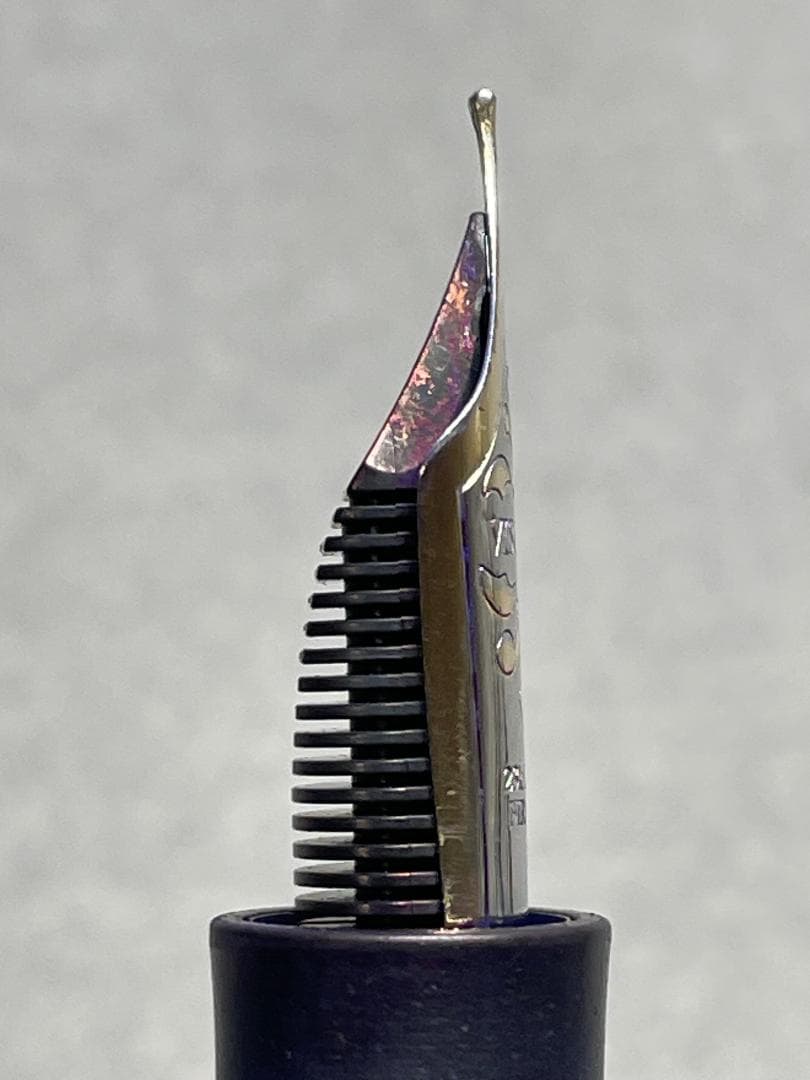 VISCONTI ホモサピエンス　オーバーサイズ　ブロンズ　万年筆