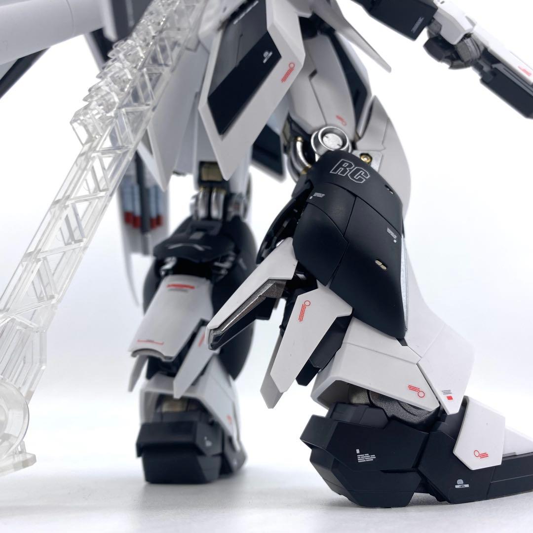 MG Ｈi-νガンダム　HWS装備型　ガンプラ　全塗装　完成品