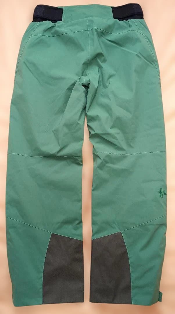 極美品　ゴールドウィンGOLDWIN　スキーウエア上下組　Mサイズ