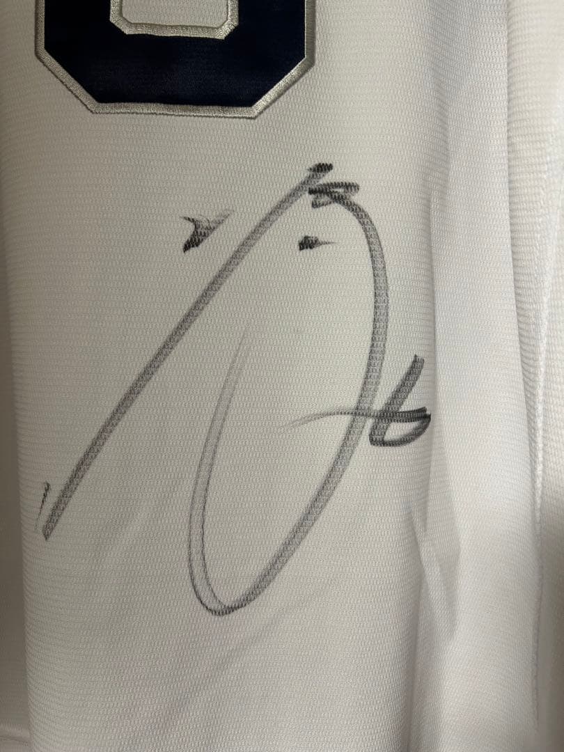 やっぱり源田は源田。リブート源田本人直筆サイン入りユニフォーム