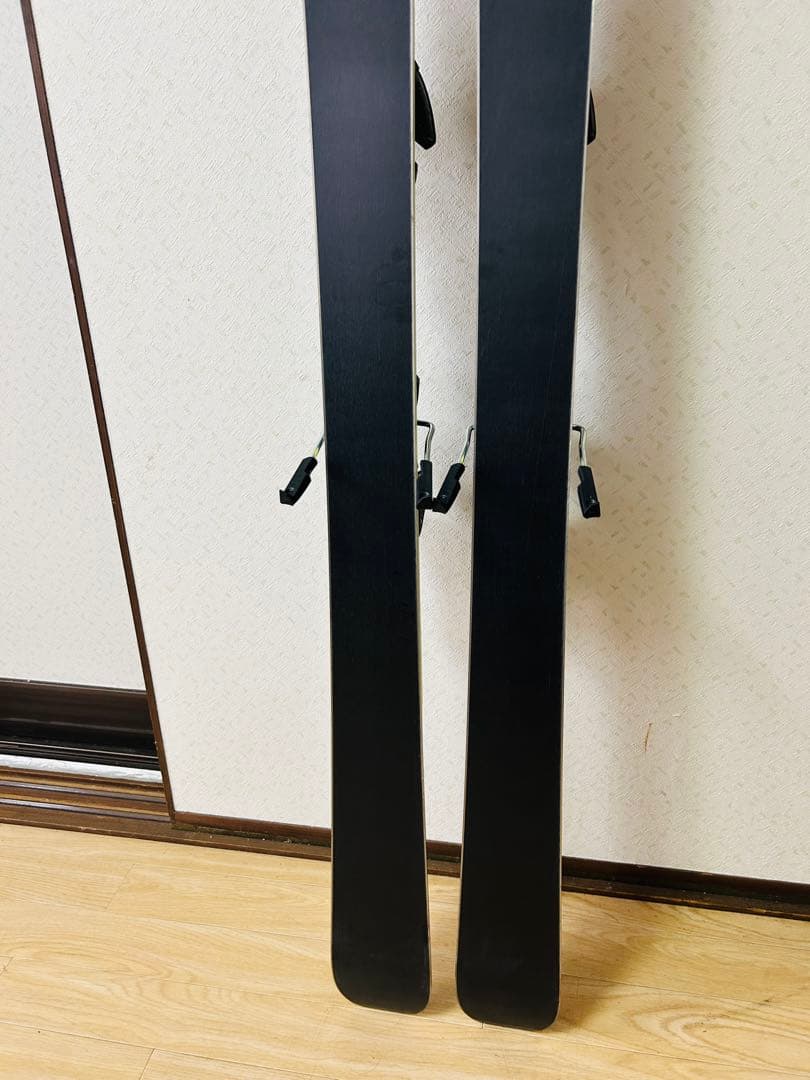 ATOMIC アトミック NOMAD SMOKE Ti 164cm スキー板