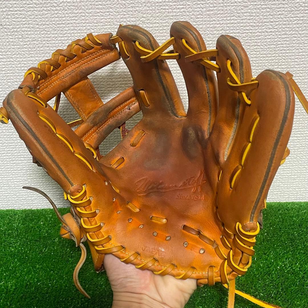 Wilson 硬式　高校野球対応カラー　69型　セカンド ショート