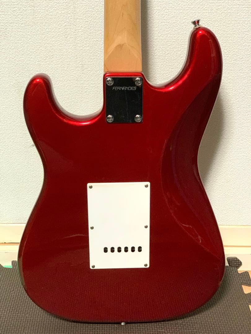 フェルナンデス FERNANDES ストラトキャスターモデル LE-1Z SSH