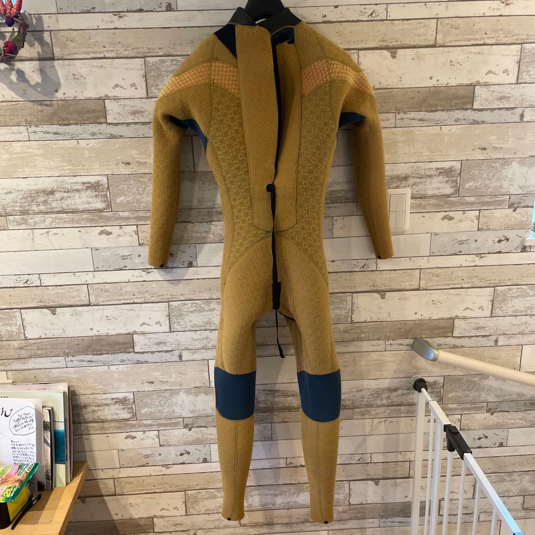 【早い者勝ち】RASHレディースM 160cm 50kg セミドライ 5/3ミリ