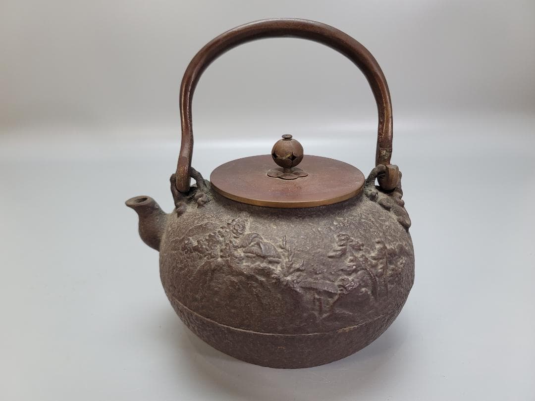 時代 亀文堂 身在印 山水画 銅蓋 鉄瓶 未使用