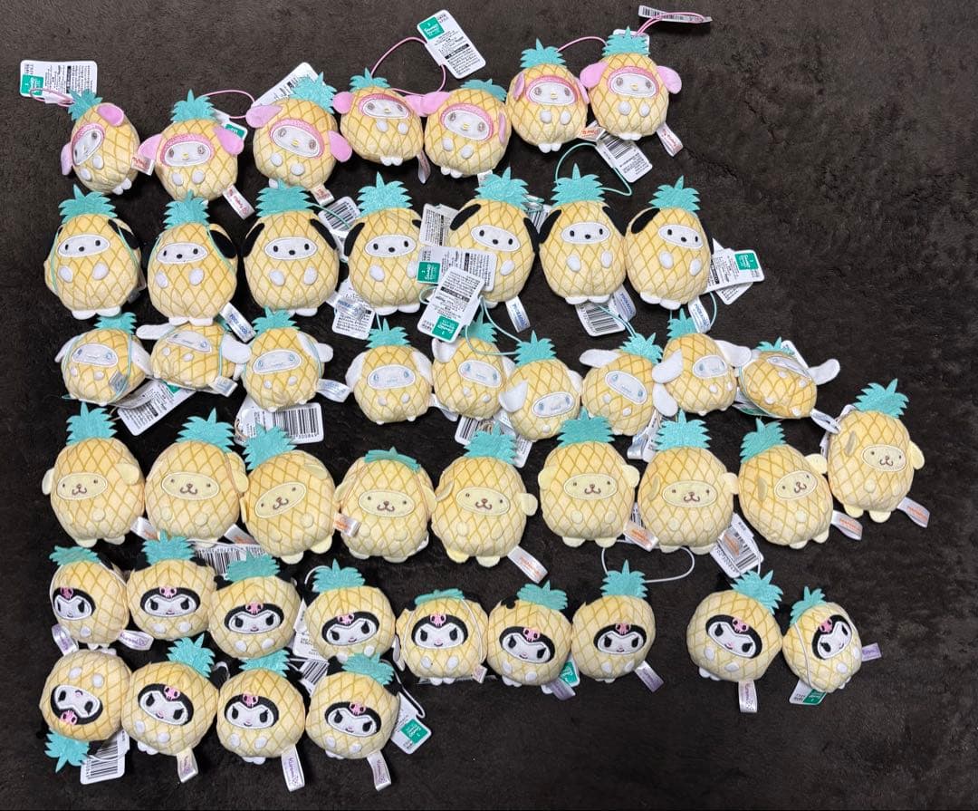 バラ可　サンリオキャラクターズフルーツ着ぐるみマスコット〜パイン〜42個セット