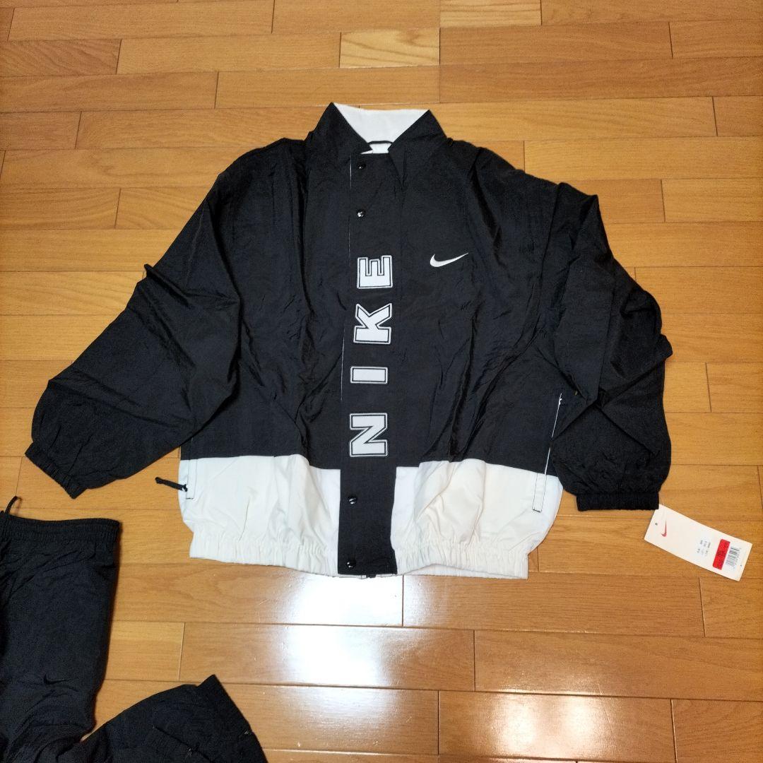 ナイキ　ナイロンウォームアップ上下